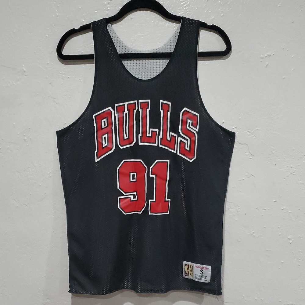 Vintage 1995-1997 Dennis Rodman Chicage Bulls Mitchell & Ness Swingman Jersey